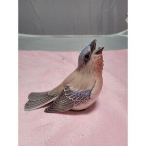 Dahl Jensen porcelain figurine of a bowfinch. Approx.  1920/30s.
